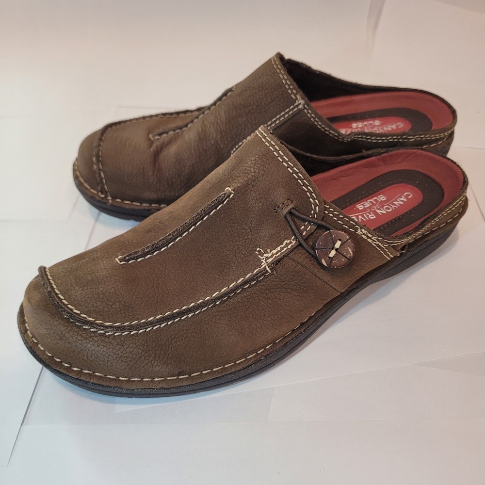 Canyon River Blues Brown Leather Mules Clogs Button Detail‎ Womens Slip On Shoes